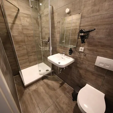 Luxomes - Zentrum Апарт-отель *